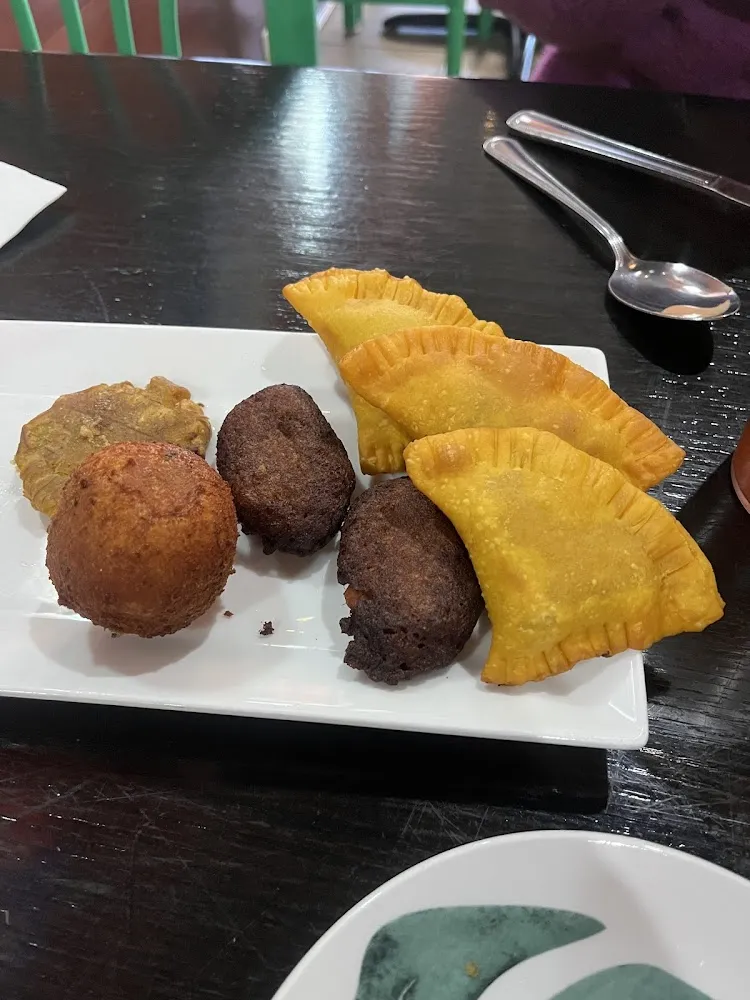 Appetizer Sampler Platter