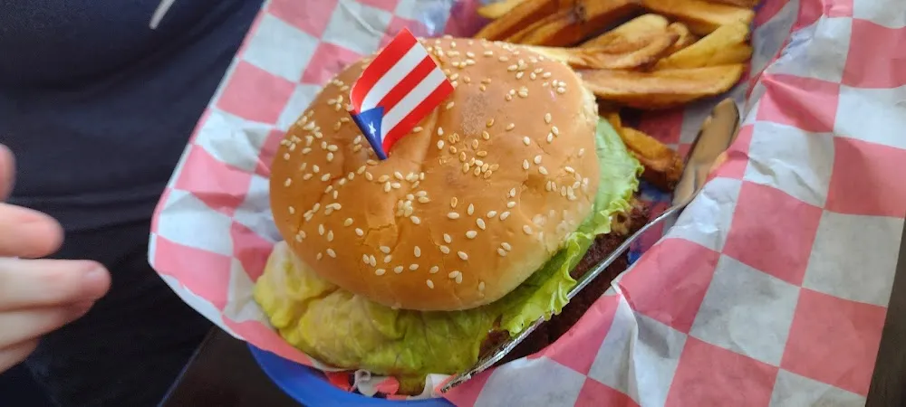 Cheeseburger and Fries